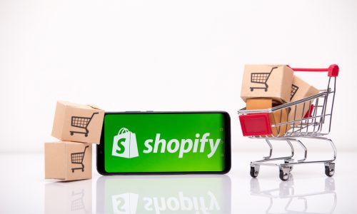 What is Shopify and How Does It Work? (2024)